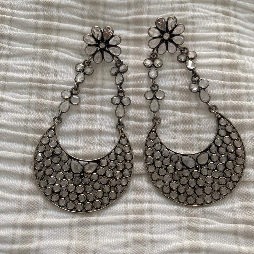 New Silver Plaza Silver Earrings